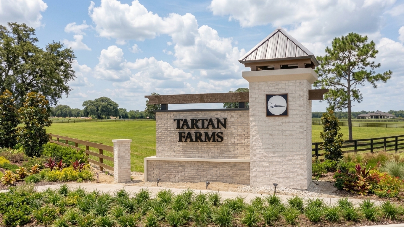 Tartan Farms of Winding Oaks entrance